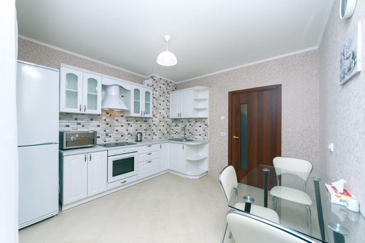 Видовая Квартира Yaroslavichi-2 Vysjhorod Eksteriør bilde